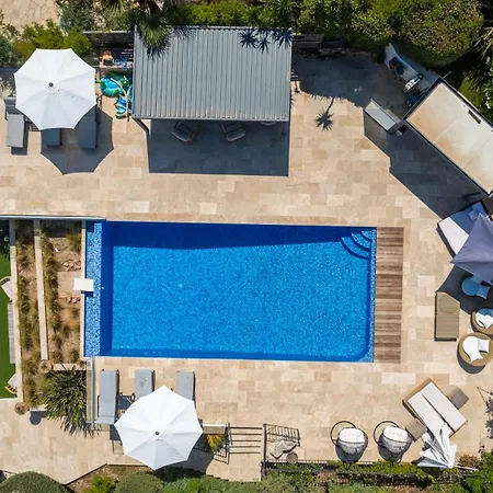 Villa Riviera